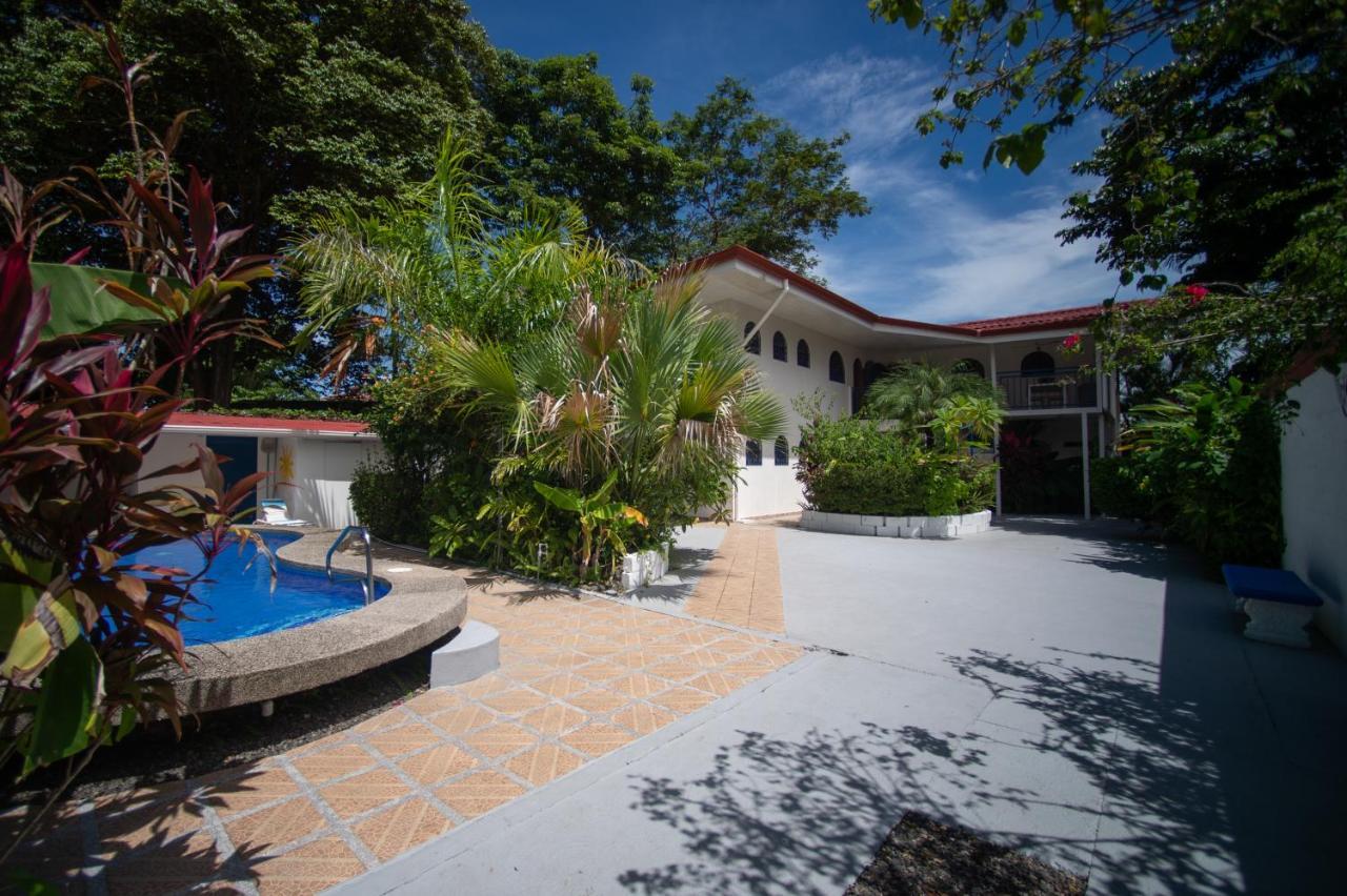 La Perlita Jacó Exterior foto
