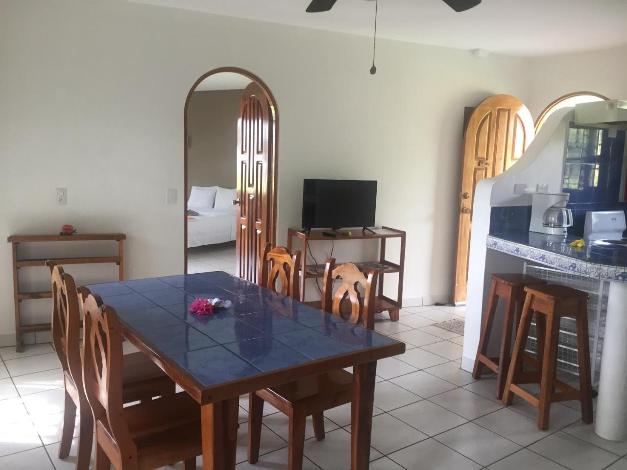 La Perlita Jacó Exterior foto