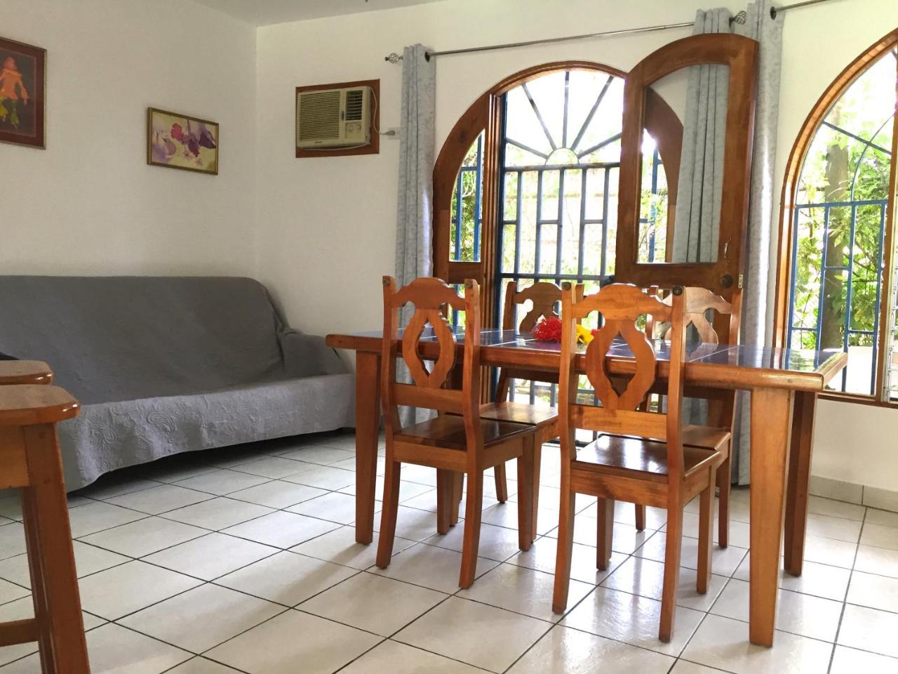 La Perlita Jacó Exterior foto