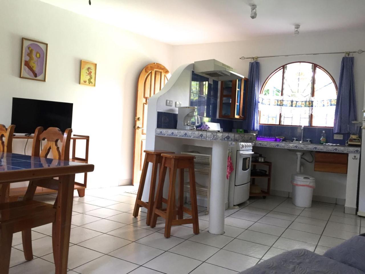 La Perlita Jacó Exterior foto
