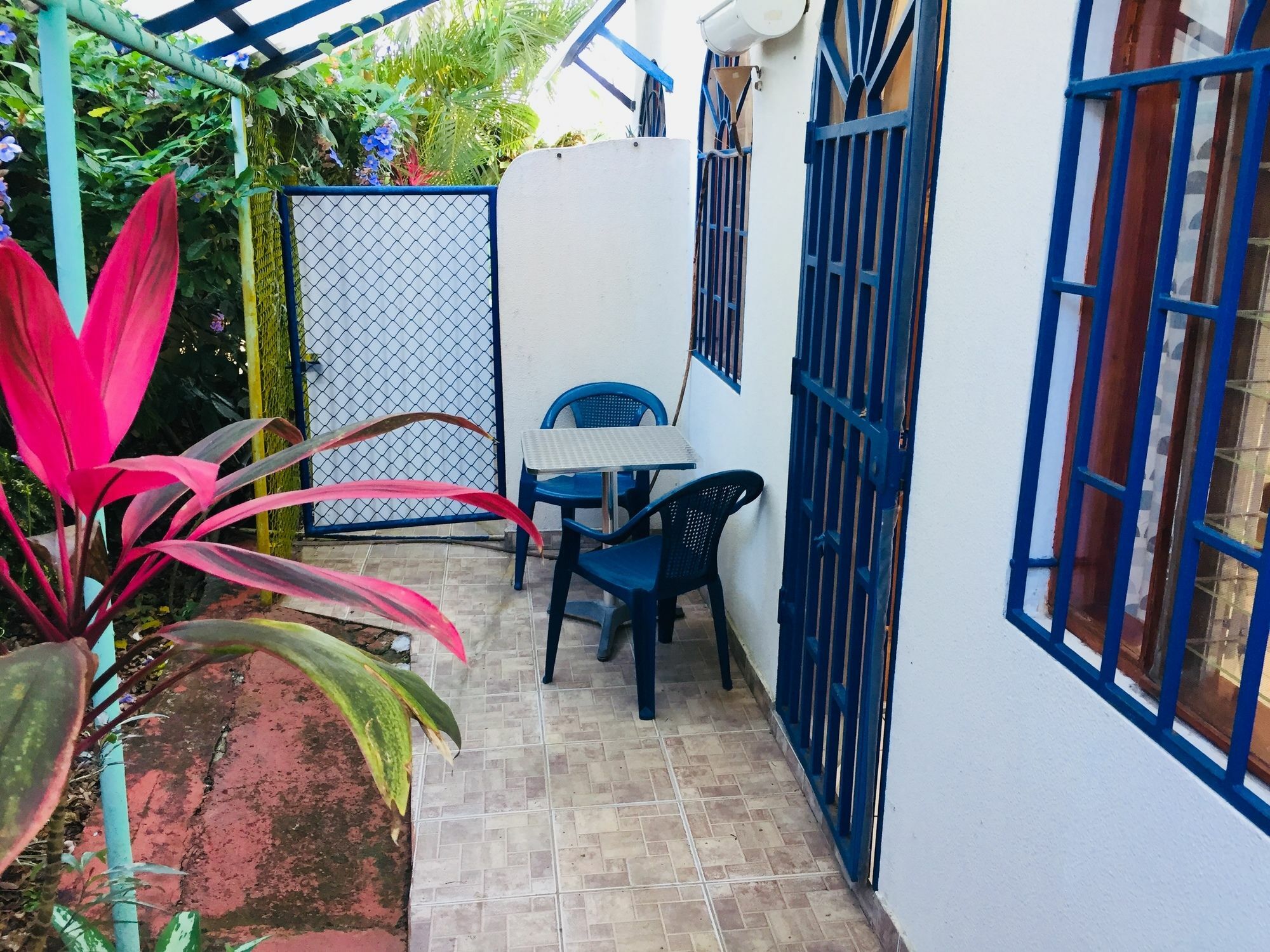 La Perlita Jacó Exterior foto